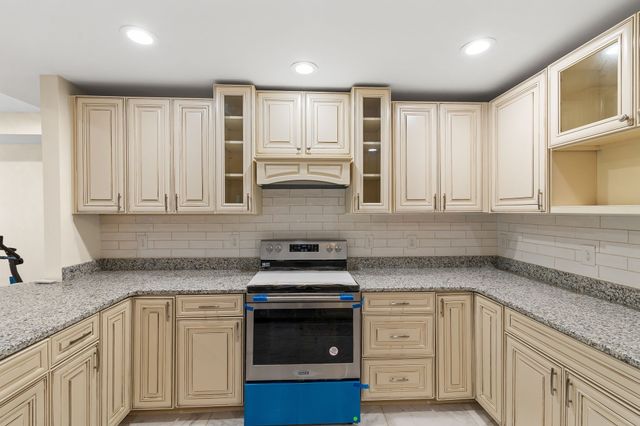 4029 Pleasant Gate Ln, Columbia, TN 38401