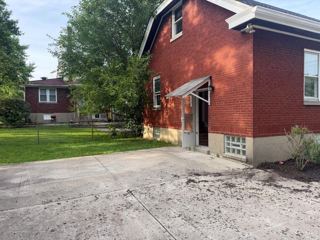 7227 Plainfield Road, Deer Park, OH 45236
