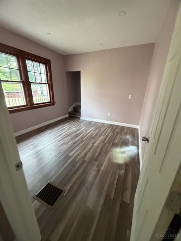 7227 Plainfield Road, Deer Park, OH 45236