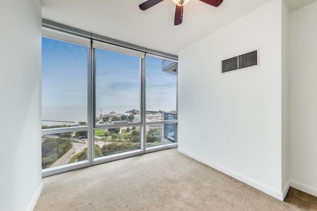 1211 S Prairie Avenue 2003, Chicago, IL 60605