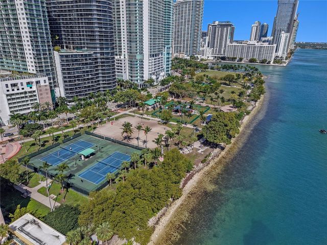 2001 Biscayne Blvd 3213, Miami, FL 33137