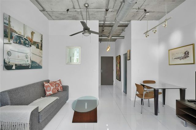 2001 Biscayne Blvd 3213, Miami, FL 33137