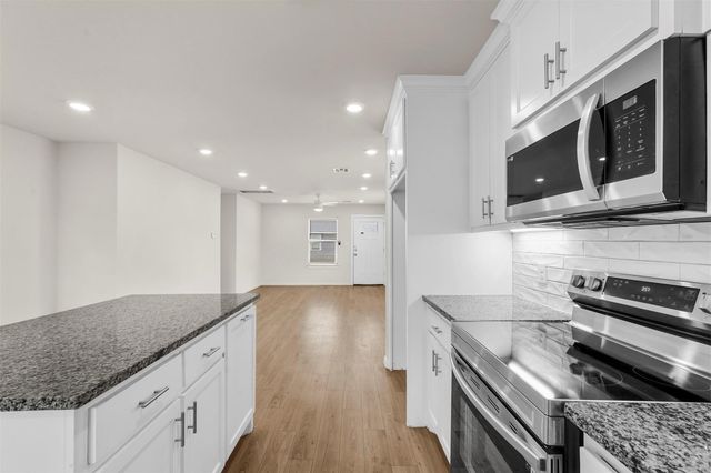 536 E Carter Street, Sherman, TX 75090