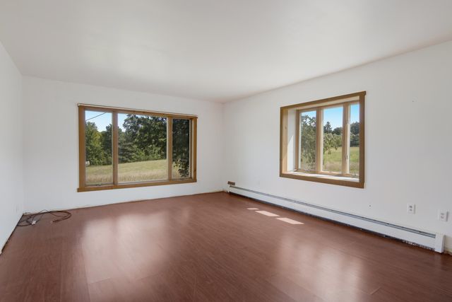 9224 E Duck Lake Road, Suttons Bay Twp, MI 49682