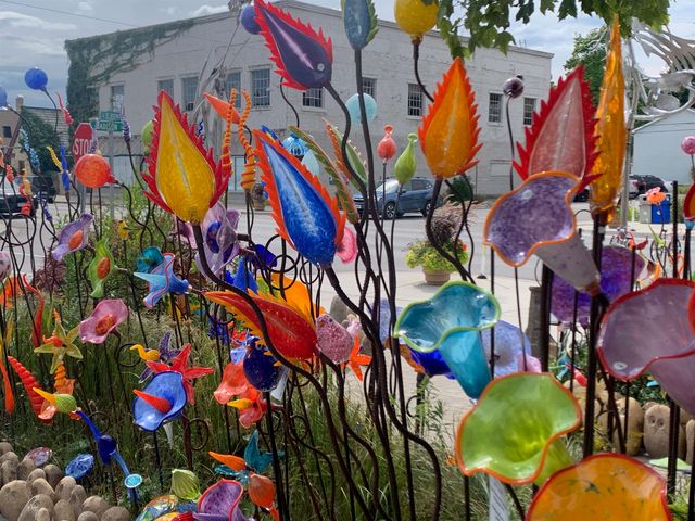 9224 E Duck Lake Road, Suttons Bay Twp, MI 49682