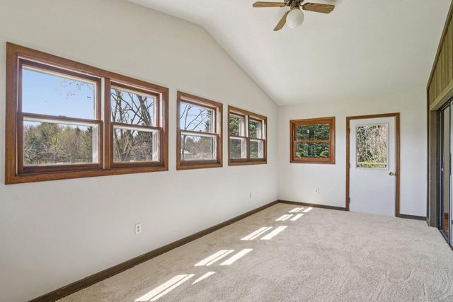 5963 Cherokee Valley Pass, Waunakee, WI 53597