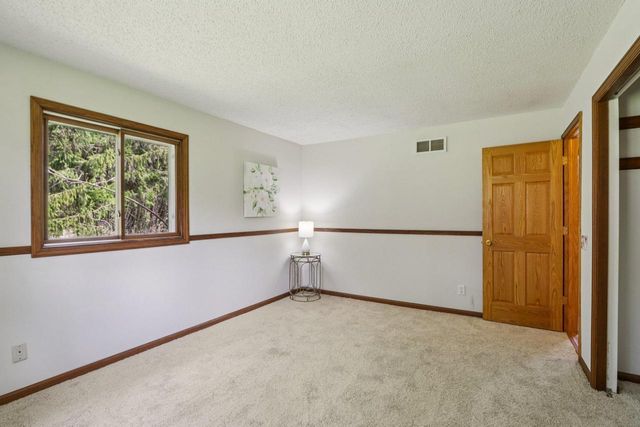 5963 Cherokee Valley Pass, Waunakee, WI 53597