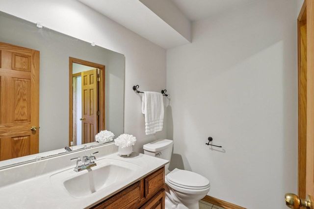 5963 Cherokee Valley Pass, Waunakee, WI 53597