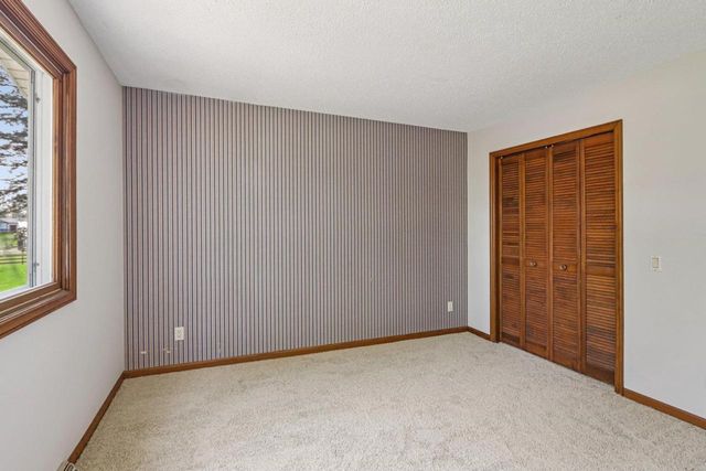5963 Cherokee Valley Pass, Waunakee, WI 53597