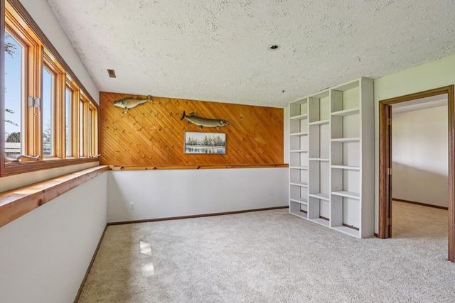 5963 Cherokee Valley Pass, Waunakee, WI 53597