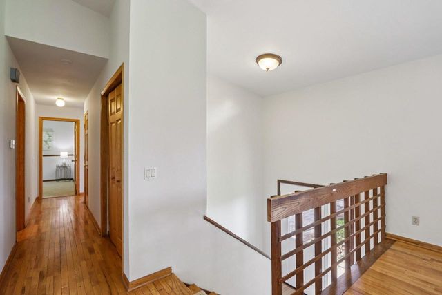 5963 Cherokee Valley Pass, Waunakee, WI 53597