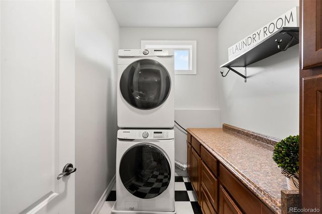 2527 Tremont Place, Denver, CO 80205