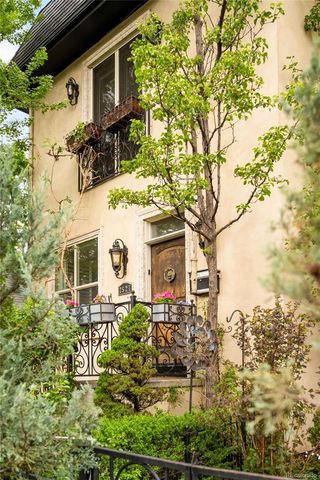 2527 Tremont Place, Denver, CO 80205