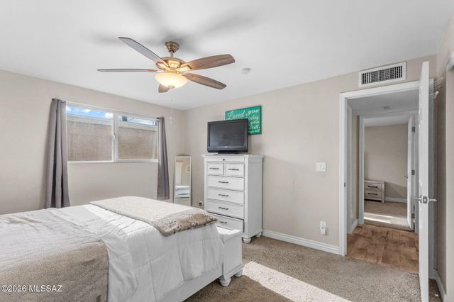 2166 S Calle Polar, Tucson, AZ 85710
