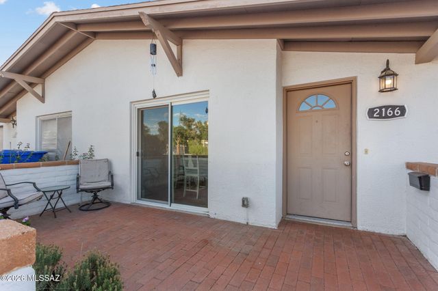 2166 S Calle Polar, Tucson, AZ 85710