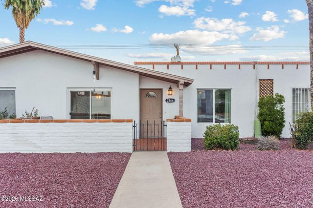 2166 S Calle Polar, Tucson, AZ 85710