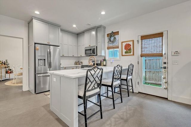 1721 Oso Avenue, Oklahoma City, OK 73108