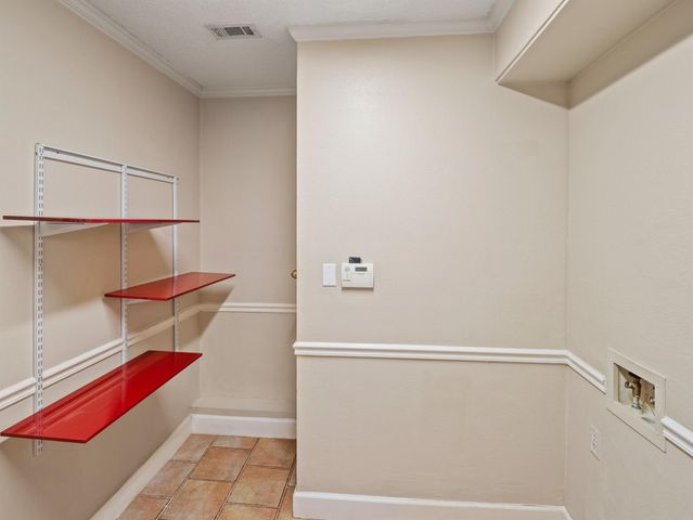 6109 Grass HOLW, Austin, TX 78750