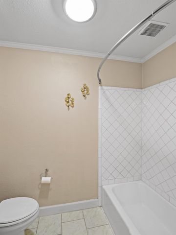 6109 Grass HOLW, Austin, TX 78750