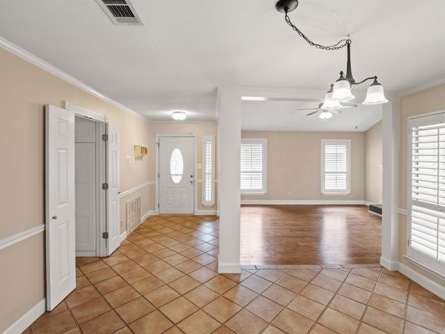 6109 Grass HOLW, Austin, TX 78750