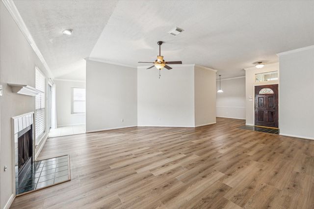 6114 Fox Wind Court, Houston, TX 77041