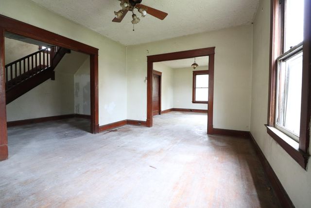 W 113 Pine ST, Clifton Forge, VA 24422