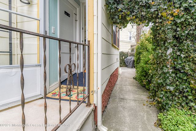 35 Ocean Pathway 4, Ocean Grove, NJ 07756