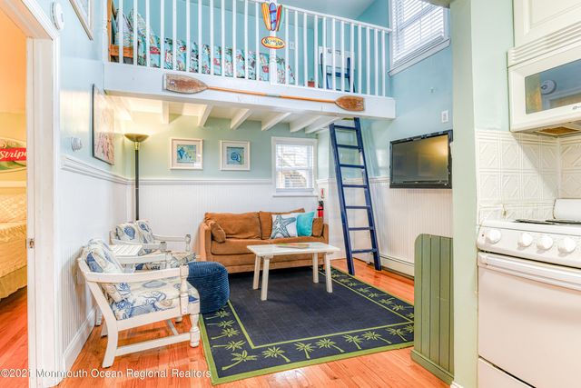 35 Ocean Pathway 4, Ocean Grove, NJ 07756