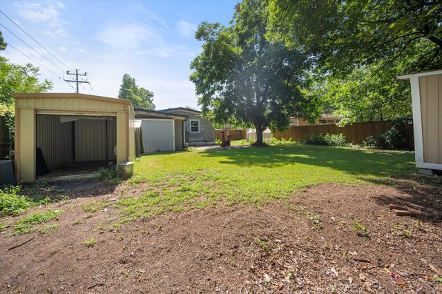 520 Lombardy Lane, Arlington, TX 76013
