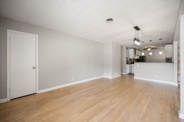 520 Lombardy Lane, Arlington, TX 76013
