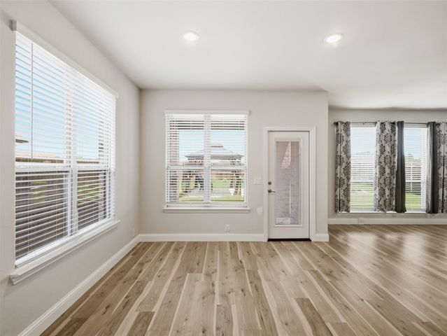 201 Sweetwater Drive, Commerce, TX 75428