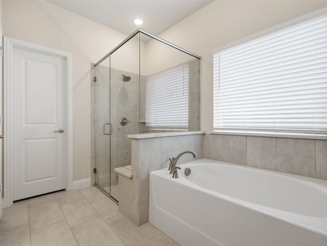 201 Sweetwater Drive, Commerce, TX 75428