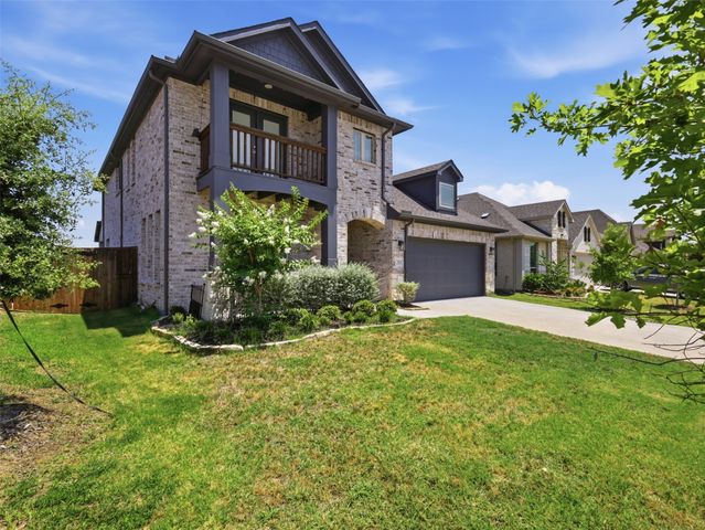 201 Sweetwater Drive, Commerce, TX 75428