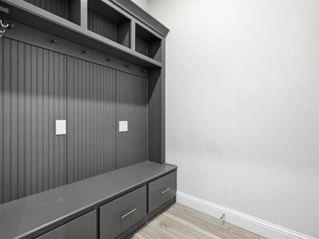 201 Sweetwater Drive, Commerce, TX 75428