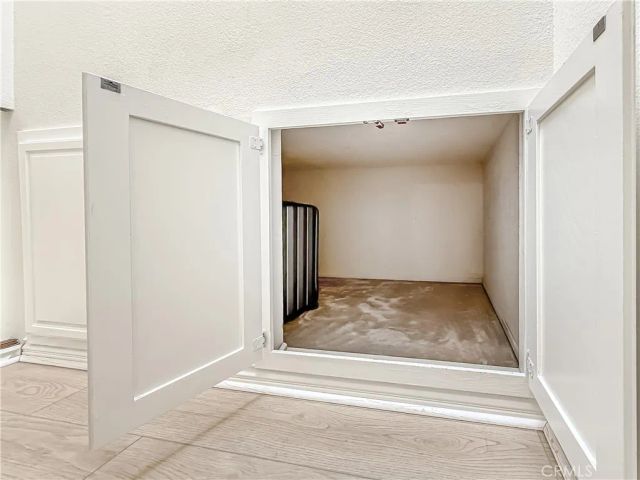 26120 Alizia Canyon E, Calabasas, CA 91302