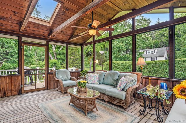 22 Locksley Lane, Bedford Hills, NY 10507