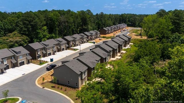 1121 Elk Knob Trail, Fayetteville, NC 28314