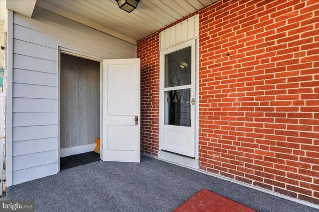 2133 FAIRVIEW ST, Reading, PA 19609