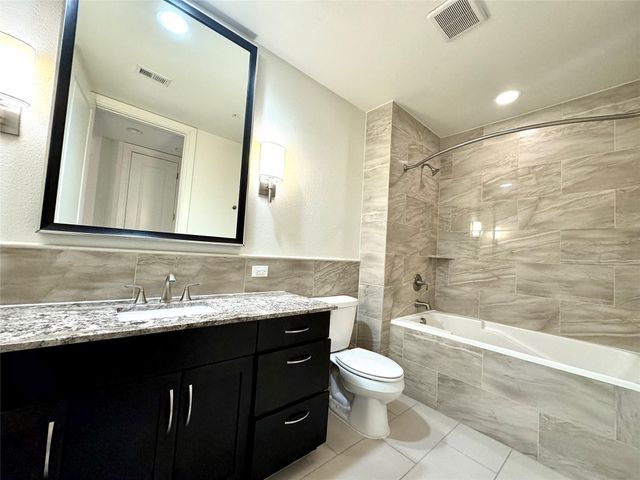 2303 Mid Lane 717, Houston, TX 77027