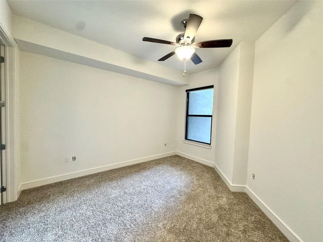 2303 Mid Lane 717, Houston, TX 77027