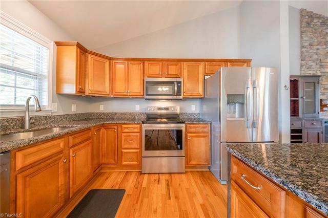 554 Dogwood Acres Lane, Madison, NC 27025