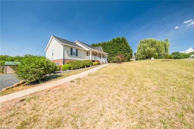 554 Dogwood Acres Lane, Madison, NC 27025