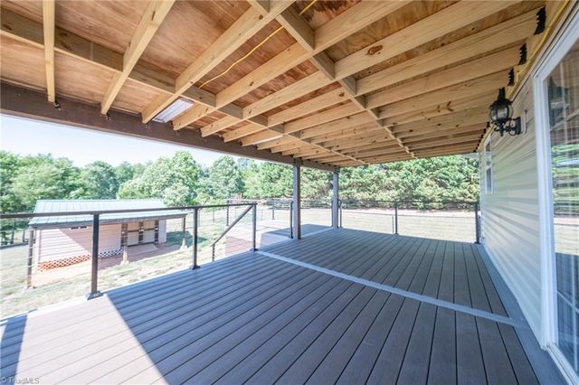 554 Dogwood Acres Lane, Madison, NC 27025