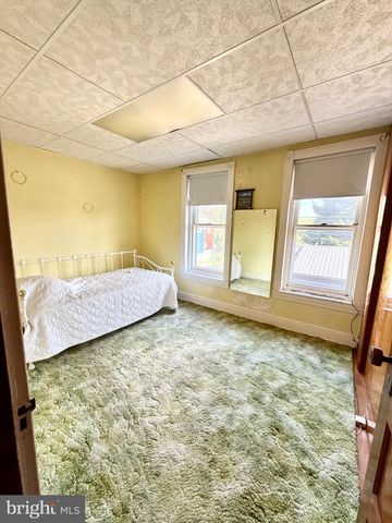 3416 MONTCLARE ST, Reading, PA 19605