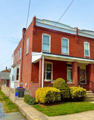 3416 MONTCLARE ST, Reading, PA 19605