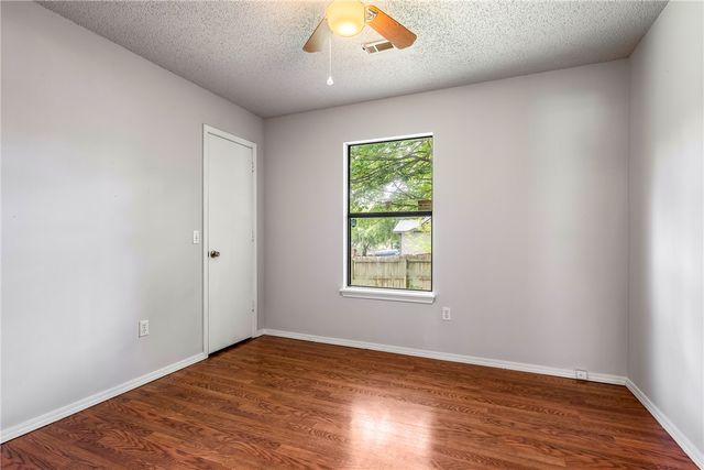 4031 Old Missouri Road, Fayetteville, AR 72703