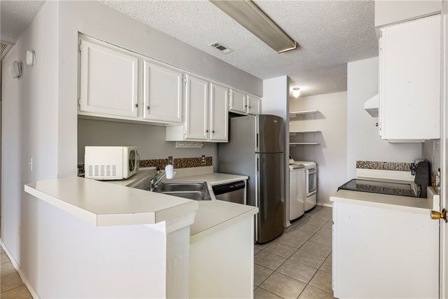 4031 Old Missouri Road, Fayetteville, AR 72703