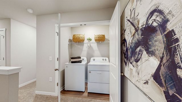 9432 Lovegrass Drive SW, Cedar Rapids, IA 52404