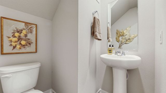 9432 Lovegrass Drive SW, Cedar Rapids, IA 52404