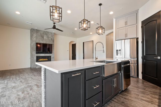 15851 N Studebaker Lane, Tucson, AZ 85739
